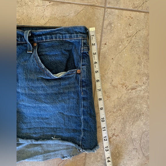 Levi’s 501 Original High Rise Dark Jean Shorts Cut Off Salsa Mood - Size 34 - Picture 12 of 15